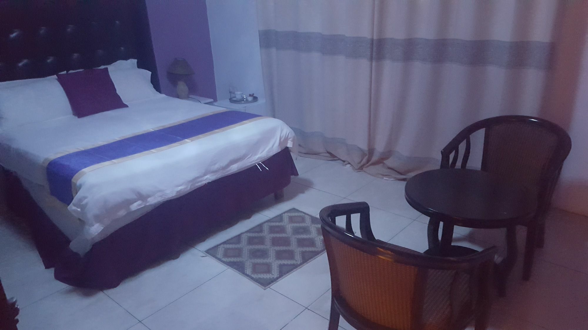 Mathlyn Guest House Francistown Exterior photo