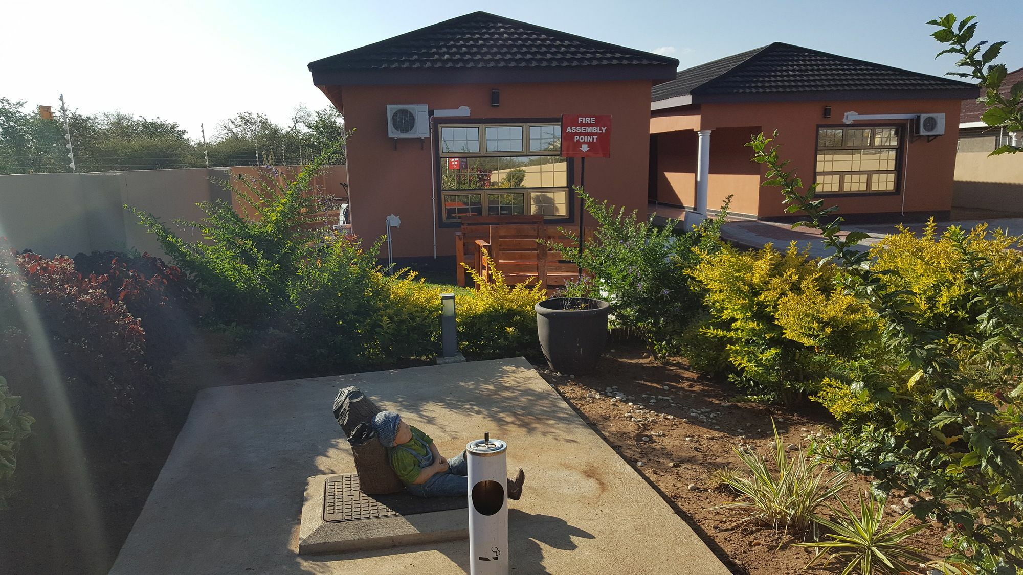 Mathlyn Guest House Francistown Exterior photo